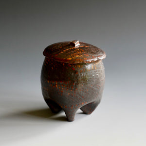 Lidded tea cup