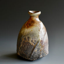 Tokkuri (sake server)/Bud vase