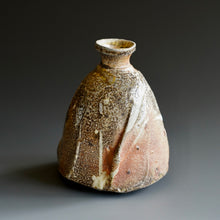 Tokkuri (sake server)/Bud vase