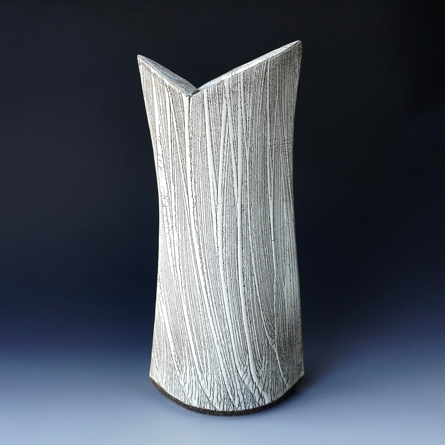 Vase/ sculpture
