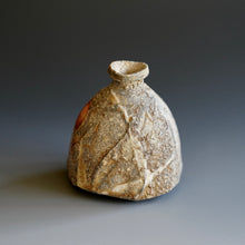 Tokkuri (sake server)/Bud vase