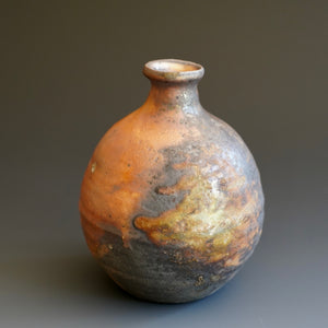 Tokkuri (sake server)/Bud vase