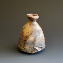 Tokkuri (sake server)/Bud vase