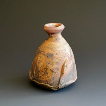 Tokkuri (sake server)/Bud vase