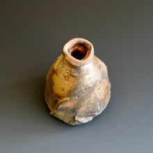 Tokkuri (sake server)/Bud vase