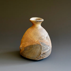 Tokkuri (sake server)/Bud vase