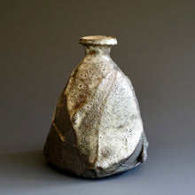 Tokkuri (sake server)/Bud vase