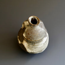 Tokkuri (sake server)/Bud vase