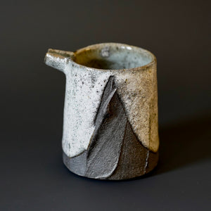 Katakuchi (sake server)