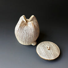 Lidded jar