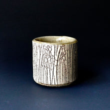 Tiny cup /sake