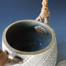 Tea pot