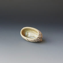 Salt cellar