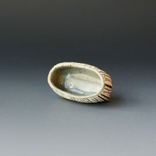 Salt cellar