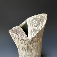 Vase/ sculpture