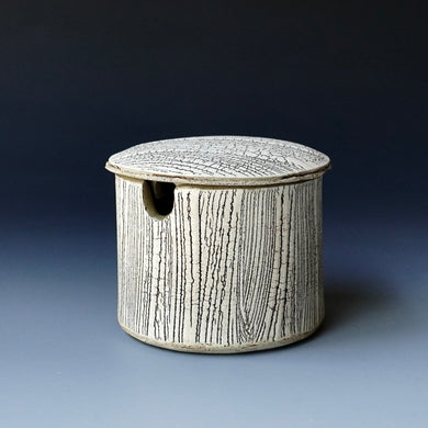 Sugar pot