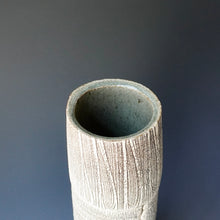 Vase/ sculpture