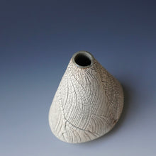 oval bud Vase