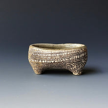 Salt cellar
