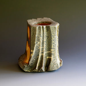 Sculpture/ vase