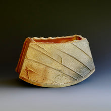 Sculpture/ Vase