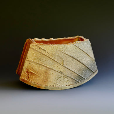 Sculpture/ Vase