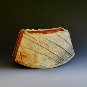 Sculpture/ Vase