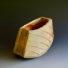 Sculpture/ Vase