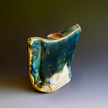 Sculpture/ Vase