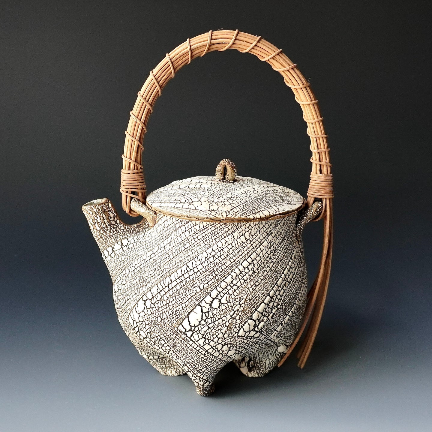 Tea pot