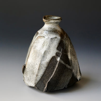 Tokkuri (sake server)/Bud vase
