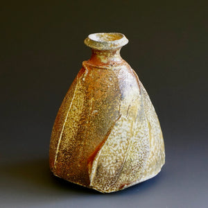 Tokkuri (sake server)/Bud vase