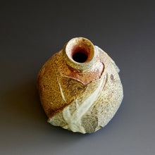 Tokkuri (sake server)/Bud vase