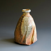 Tokkuri (sake server)/Bud vase