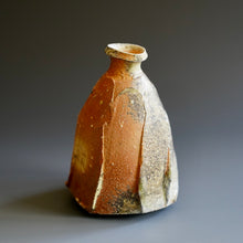 Tokkuri (sake server)/Bud vase