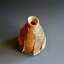 Tokkuri (sake server)/Bud vase