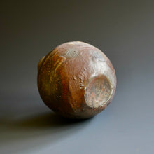 Tokkuri (sake server)/Bud vase by Akira Satake