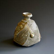 Tokkuri (sake server)/Bud vase