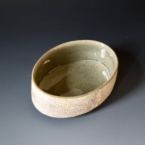 Oval bowl