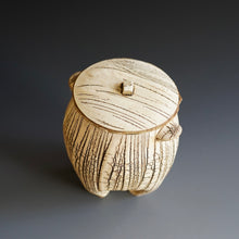 Lidded jar