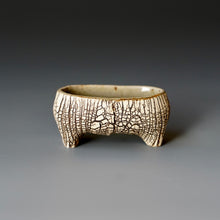 Salt cellar
