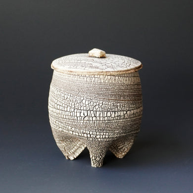 Lidded tea cup