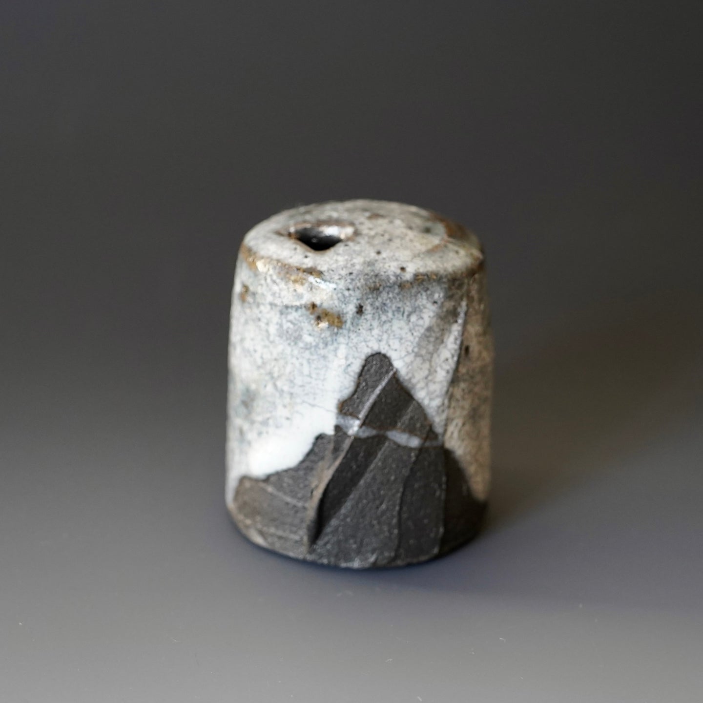 Sculpture / Bud vase