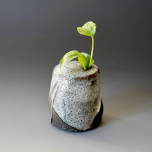 Sculpture / Bud vase