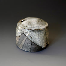 Sculpture / Bud vase