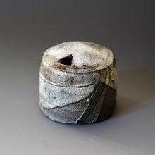 Sculpture / Bud vase