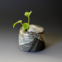 Sculpture / Bud vase