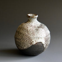 Tokkuri (sake server)/Bud vase