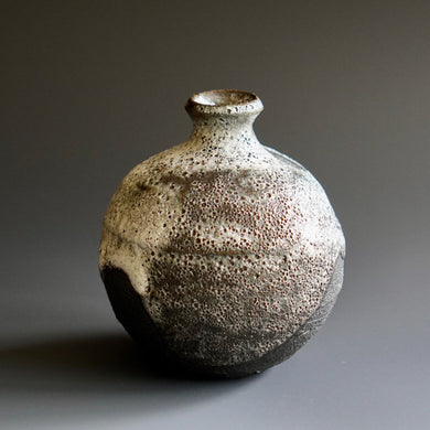Tokkuri (sake server)/Bud vase