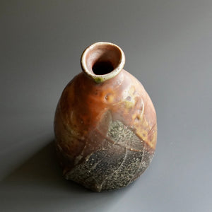 Tokkuri (sake server)/Bud vase